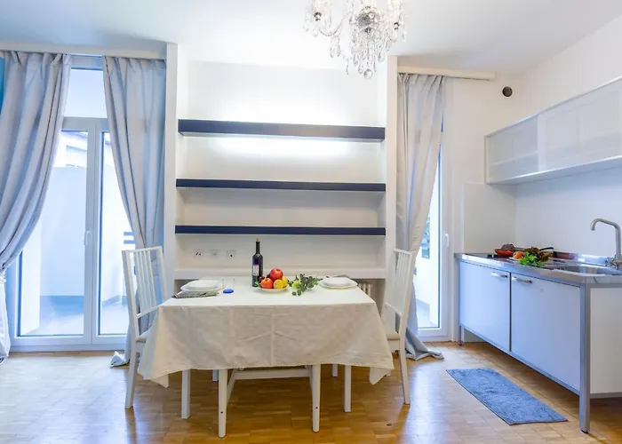 アパート Piccola Grecia 6 ルガーノ